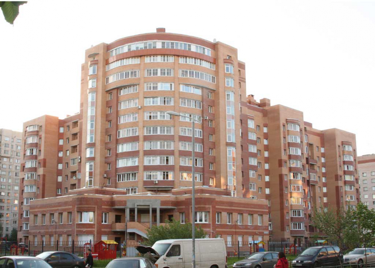 Жилой дом со встроенными офисными помещениями и пристроенным ДОУ, Санкт-Петербург